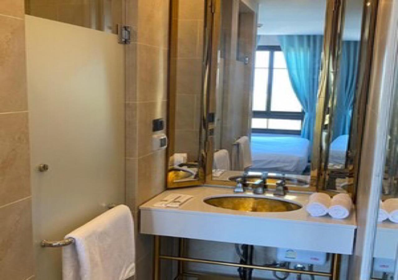 Espana Hotel Jomtien Resort Luaran gambar
